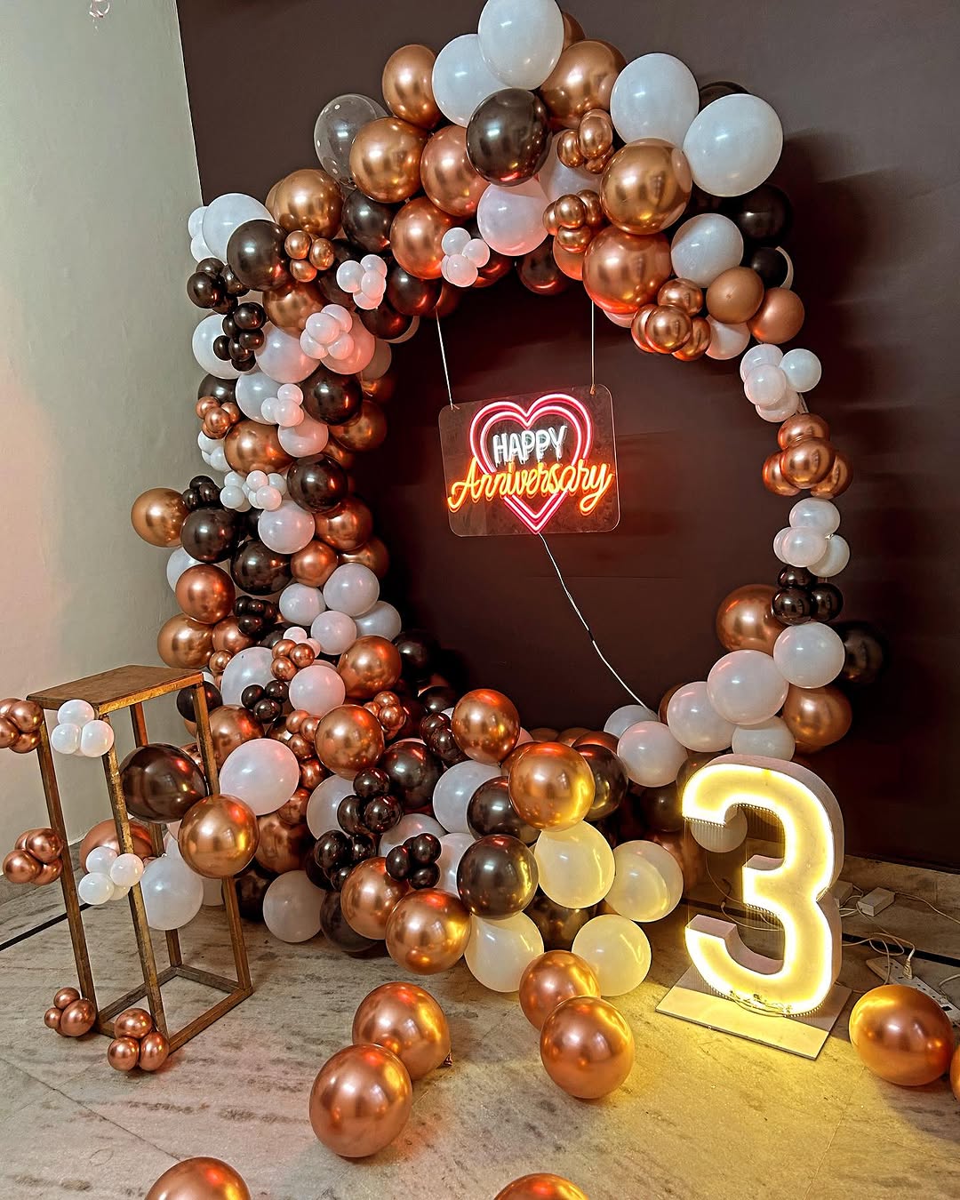 Bronze Elegance Anniversary Decor