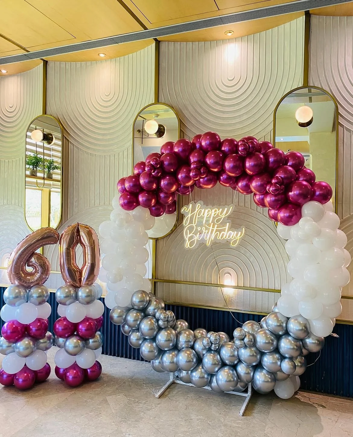Elegant 60th Birthday Balloon