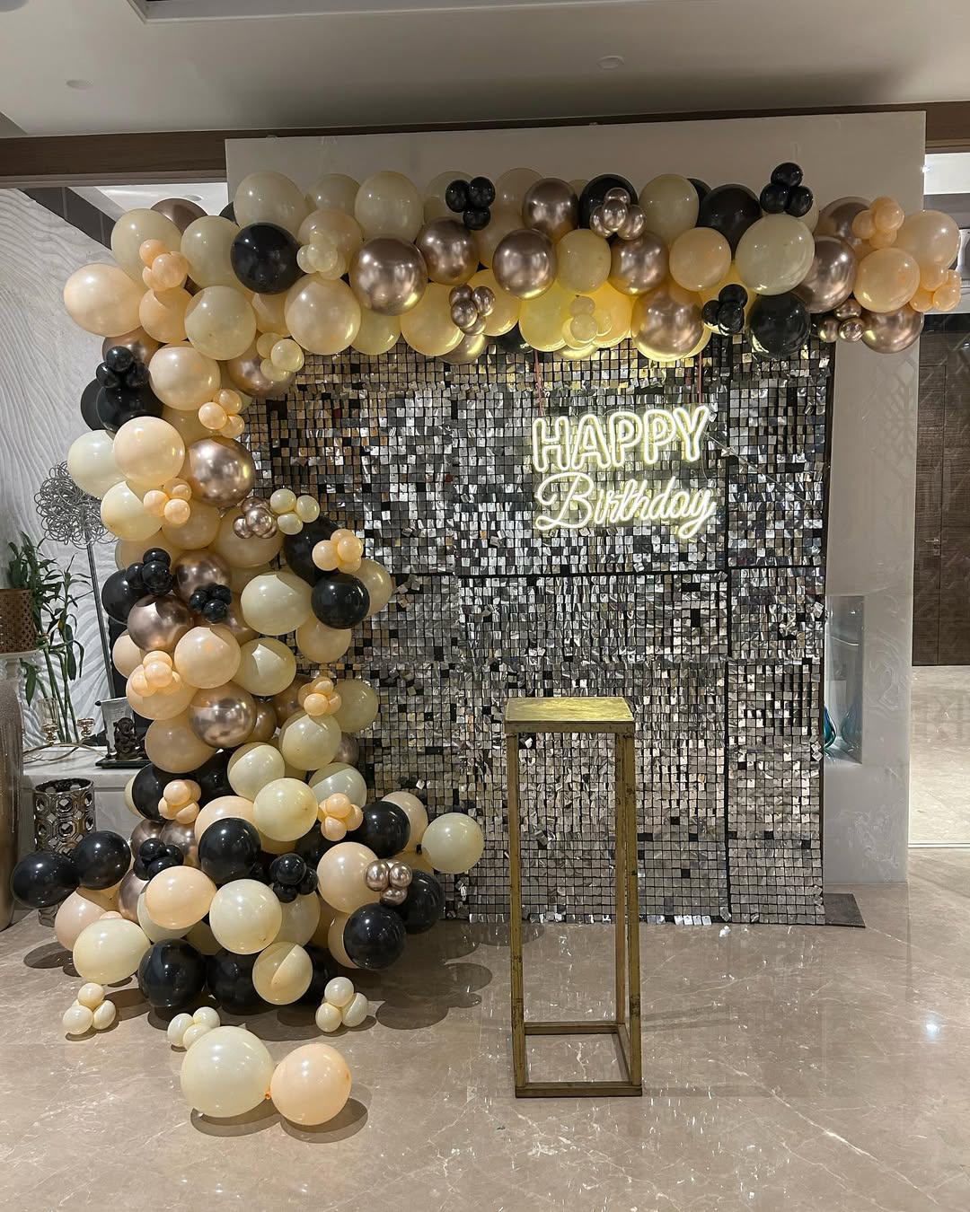 Luxury Black and Gold Sequin Birthday Backdrop