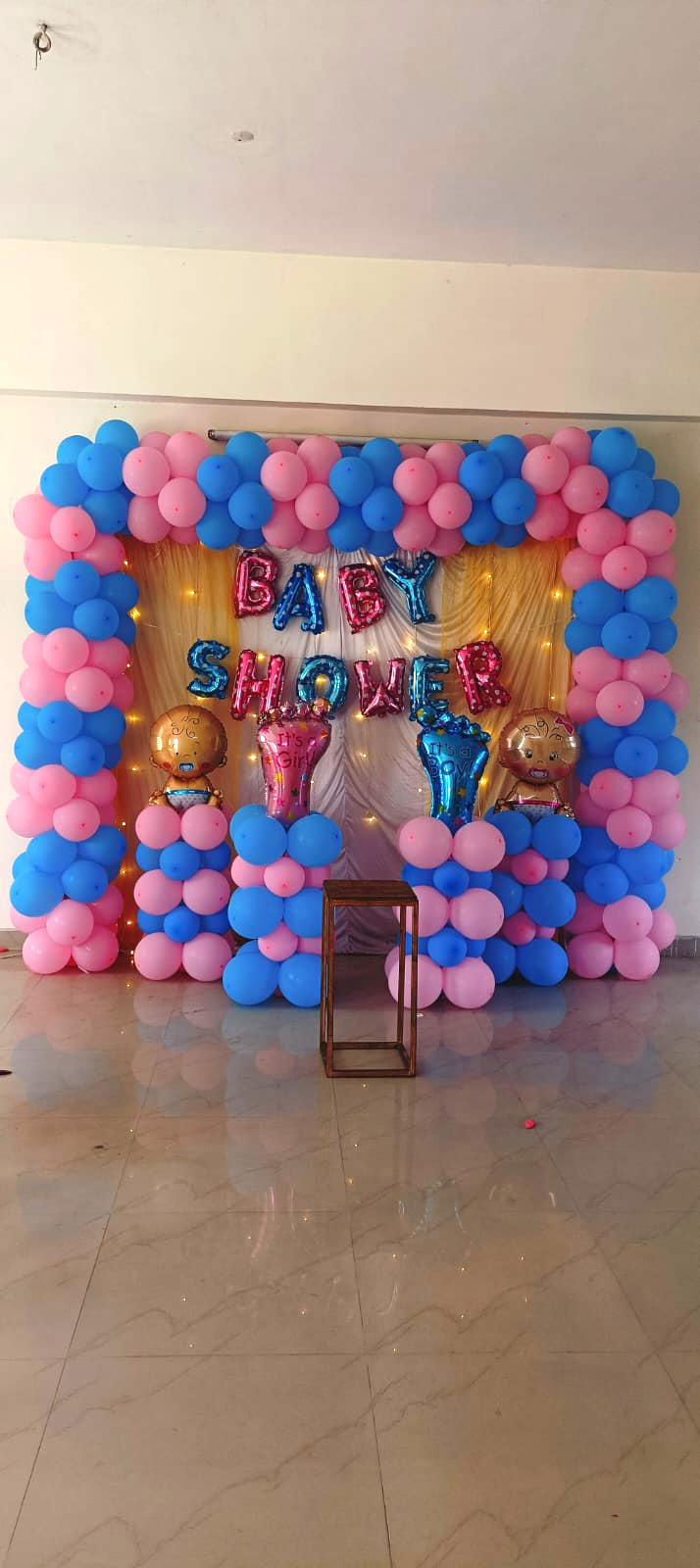 Balloon Arch of 300 Balloons