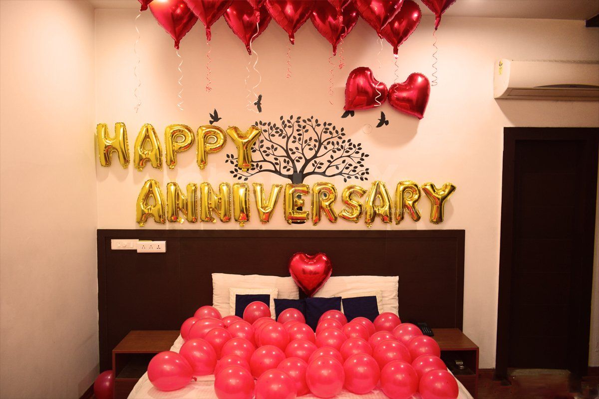Special Anniversary Decor