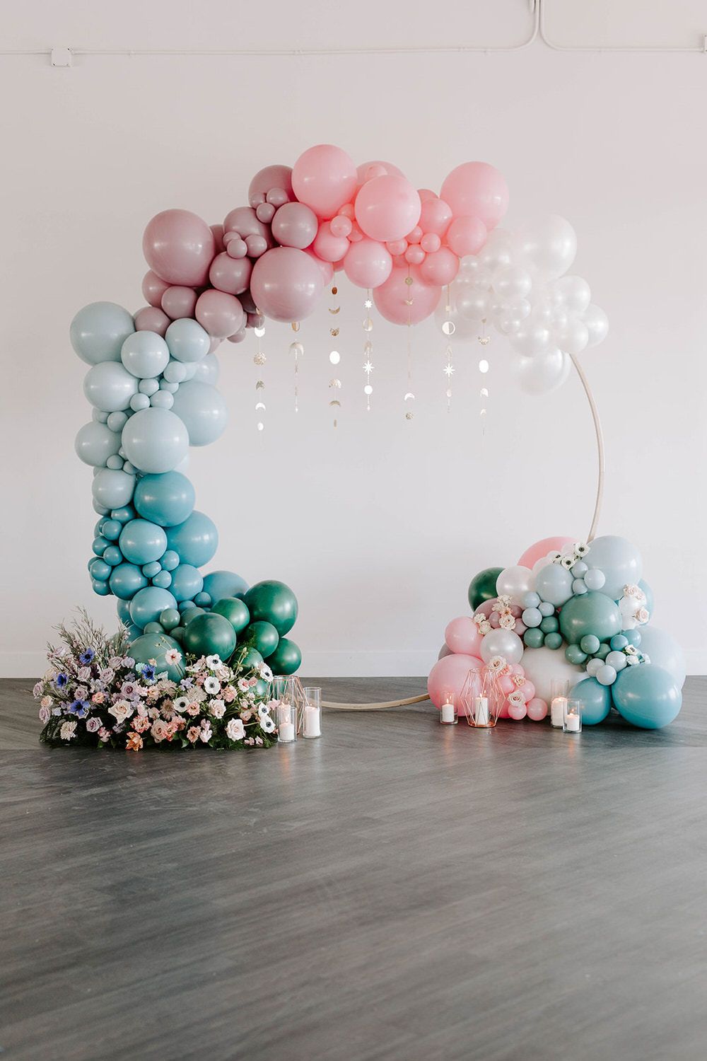 Elegant Pastel Balloon Arch with Floral Accents