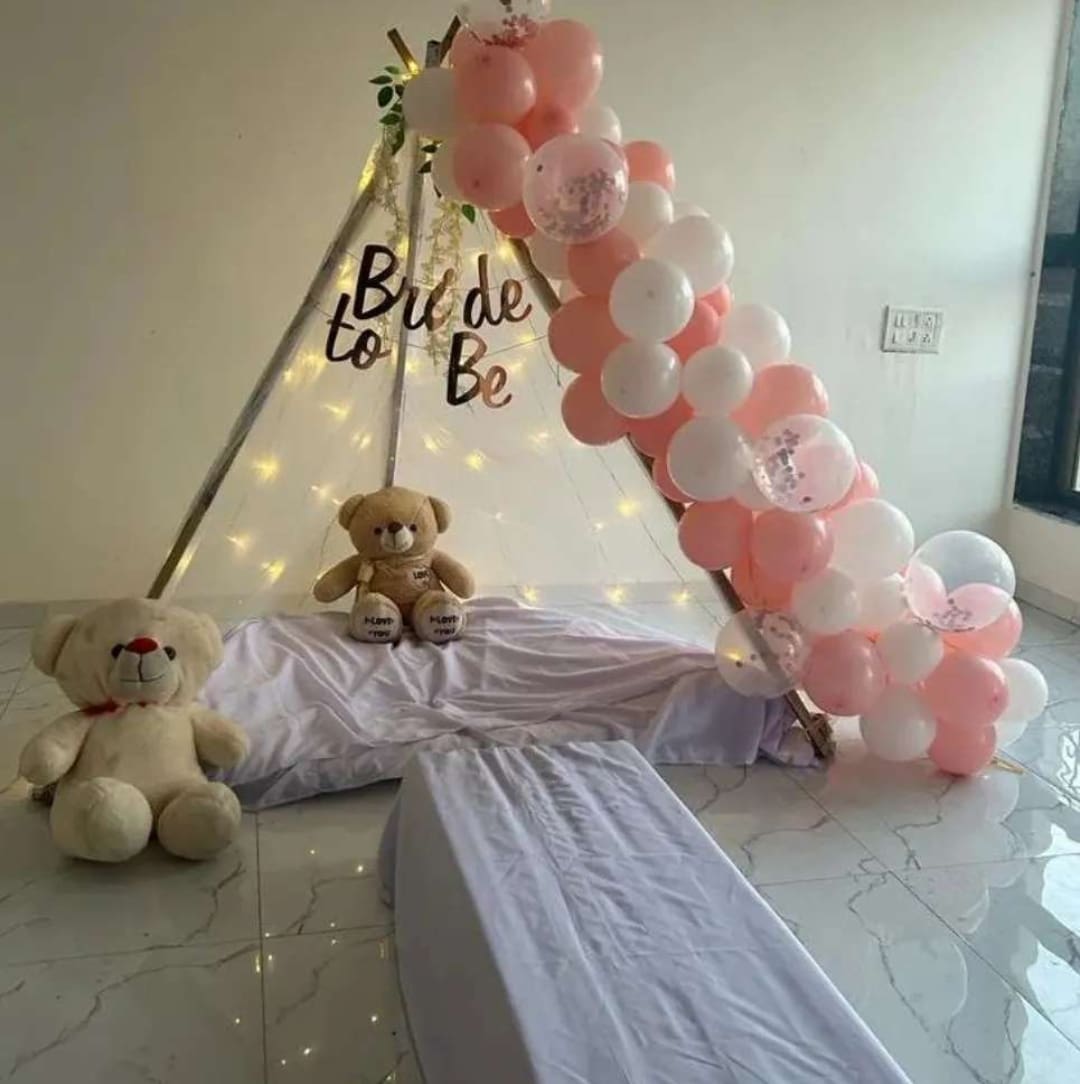 Romantic Anniversary Ring Setup