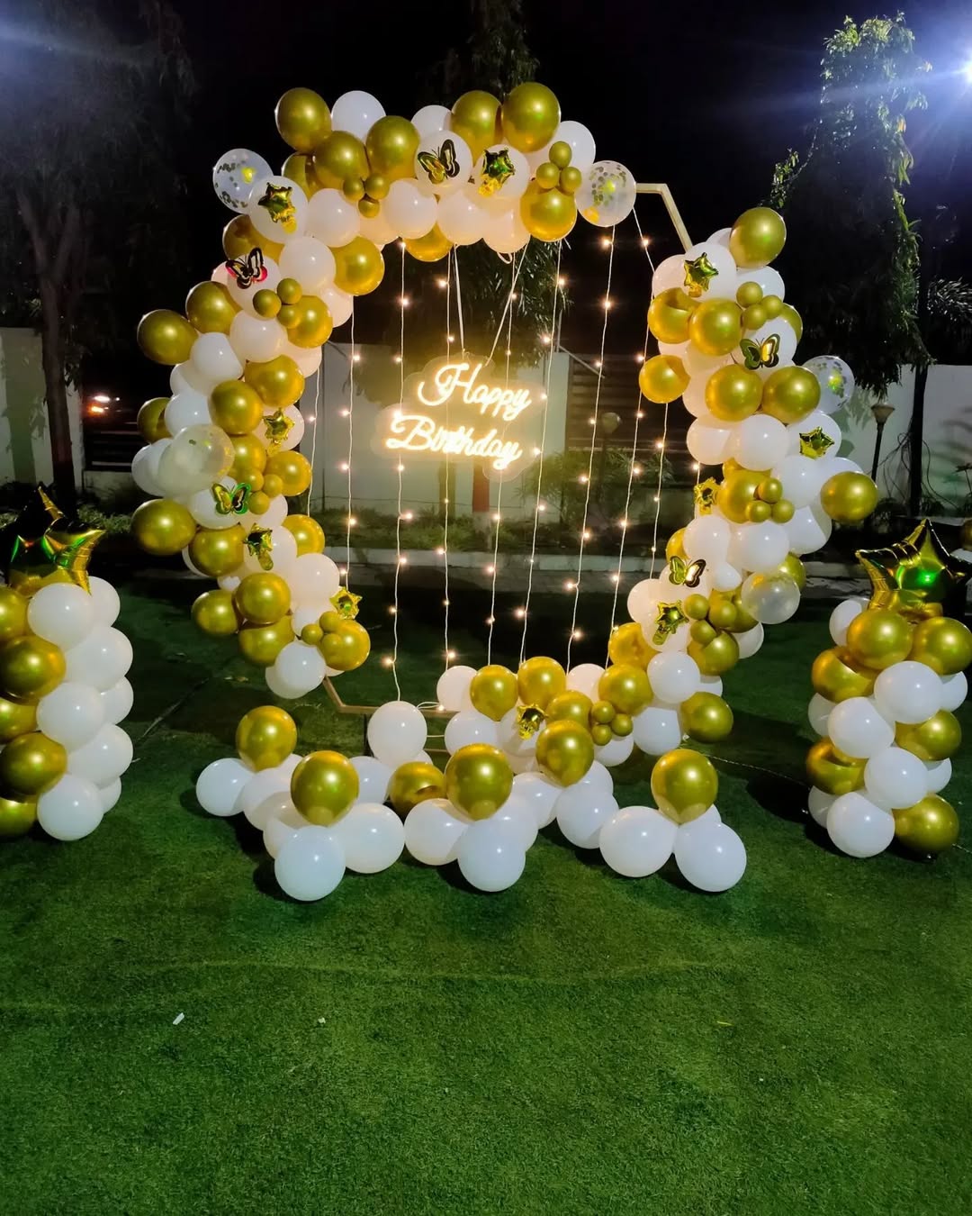 Happy Birthday Balloon Ring Backdrop