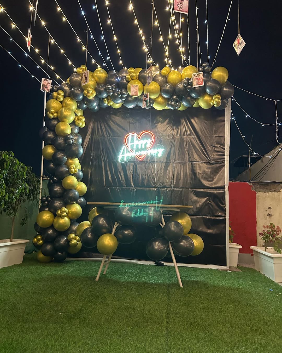 Elegant Black and Gold Anniversary Setup